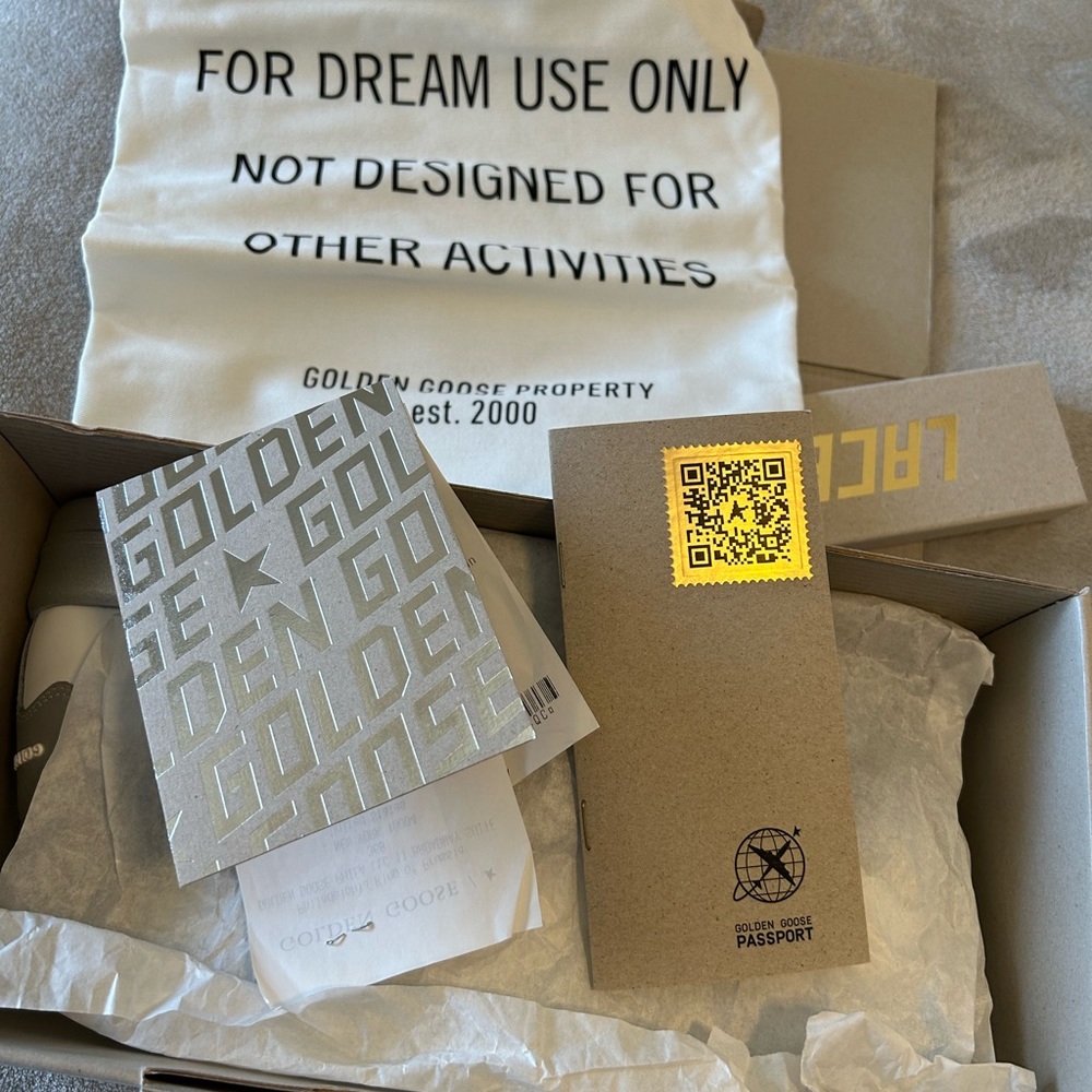 #Golden Goose white sneakers & silver worn once’s woman or men size 37, - Picture 5 of 16